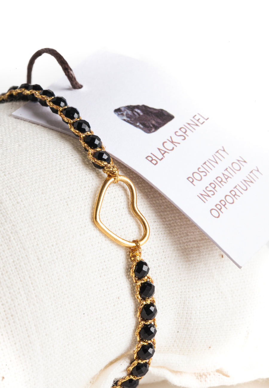Black Spinel Heart Bracelet | Gold