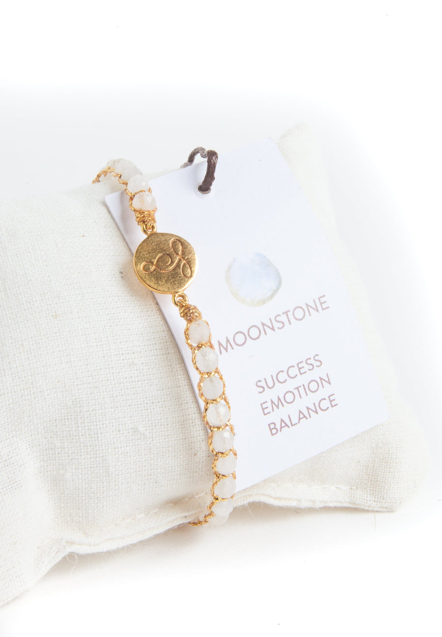 Lotus Moonstone Bracelet | Gold