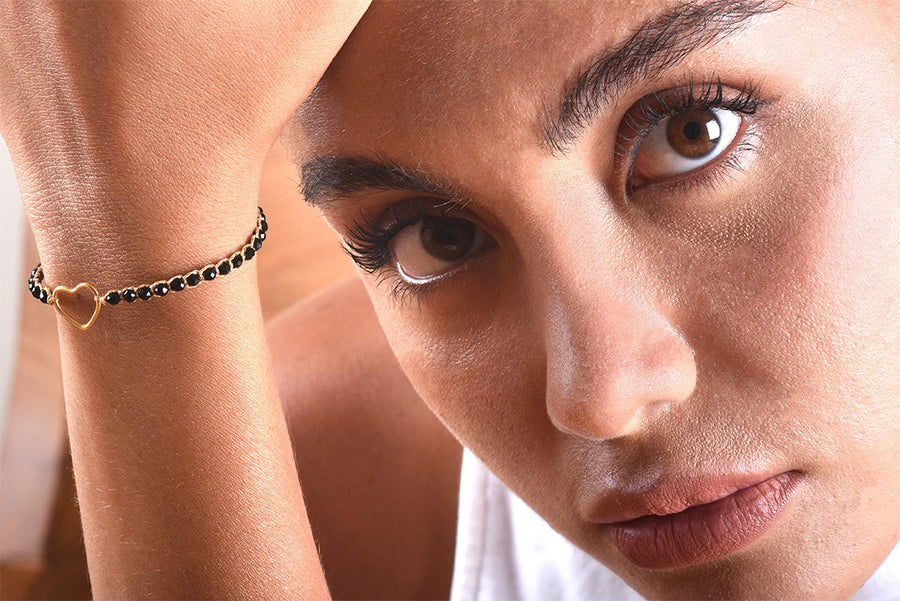 Black Spinel Heart Bracelet | Gold